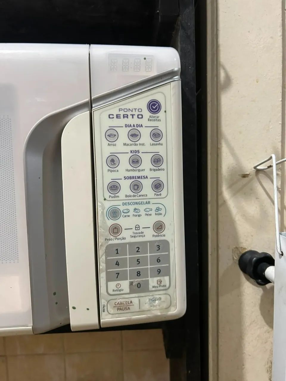 Microondas ELECTROLUX 31 LITROS - Foto 3