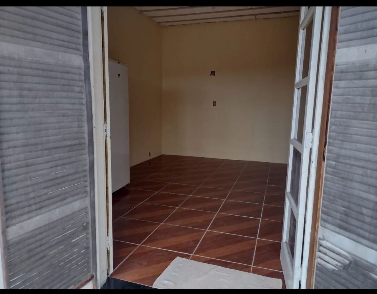 Casa com quarto, sala, cozinha e banheiro - Foto 2