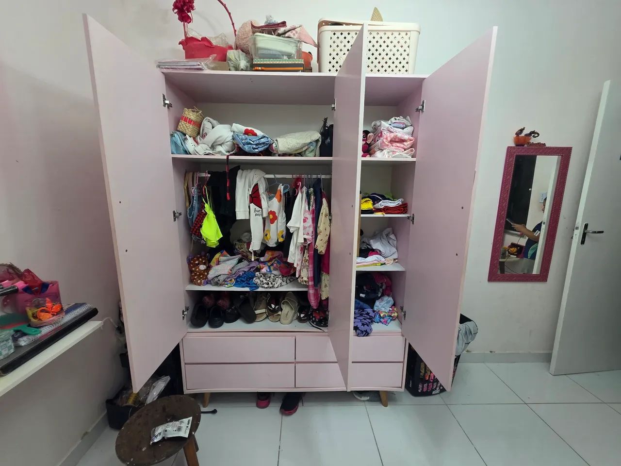 Guarda  roupa infantil rosa - Foto 5