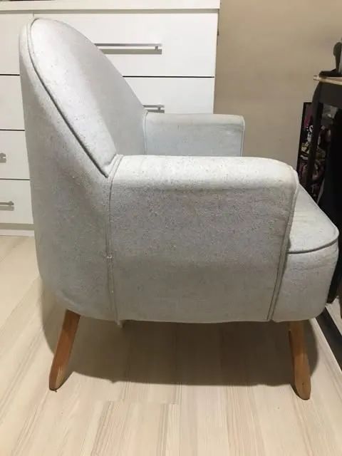 Poltrona de amamentação retrô com puff  - Foto 2