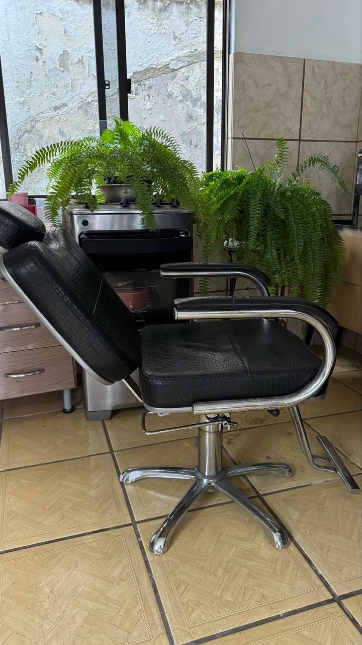 Cadeira de barbeiro  - Foto 2