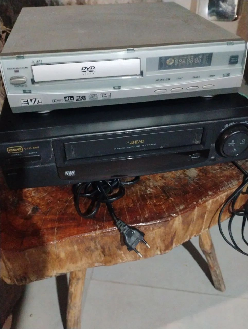 Vê do vídeo cassete e DVD