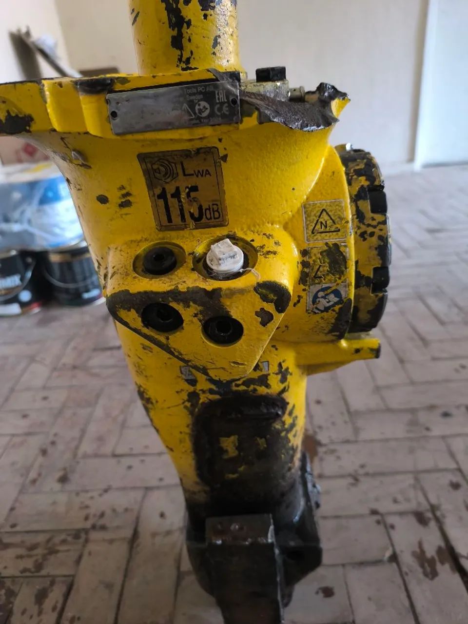 Rompedor hidráulico  - Foto 4