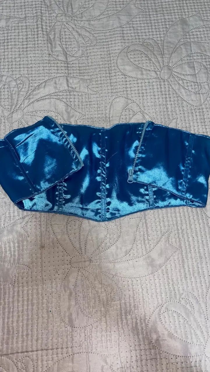 Cropped cetim azul - Foto 3
