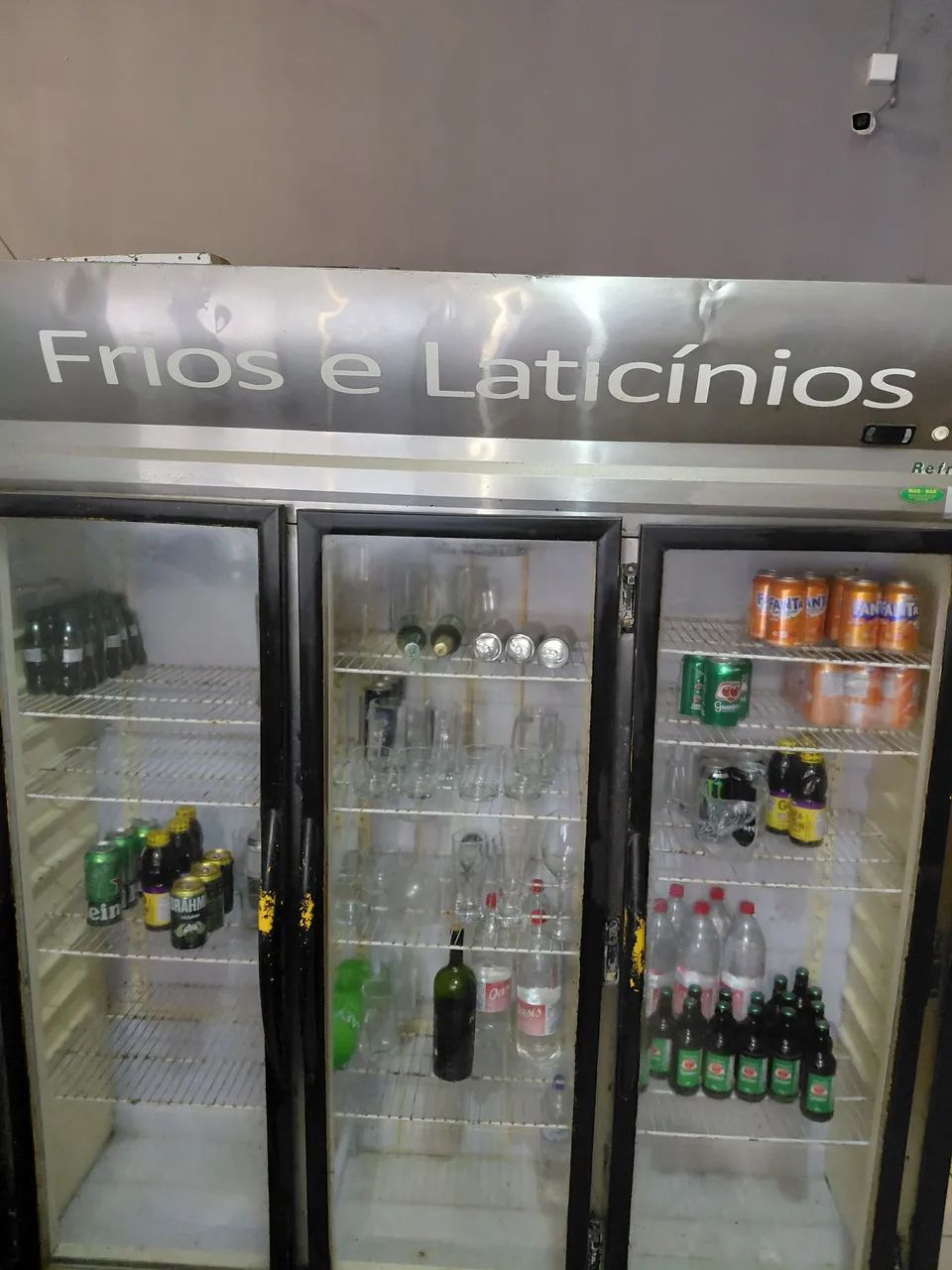 EXPOSITOR REFRIMATE 3 PORTAS