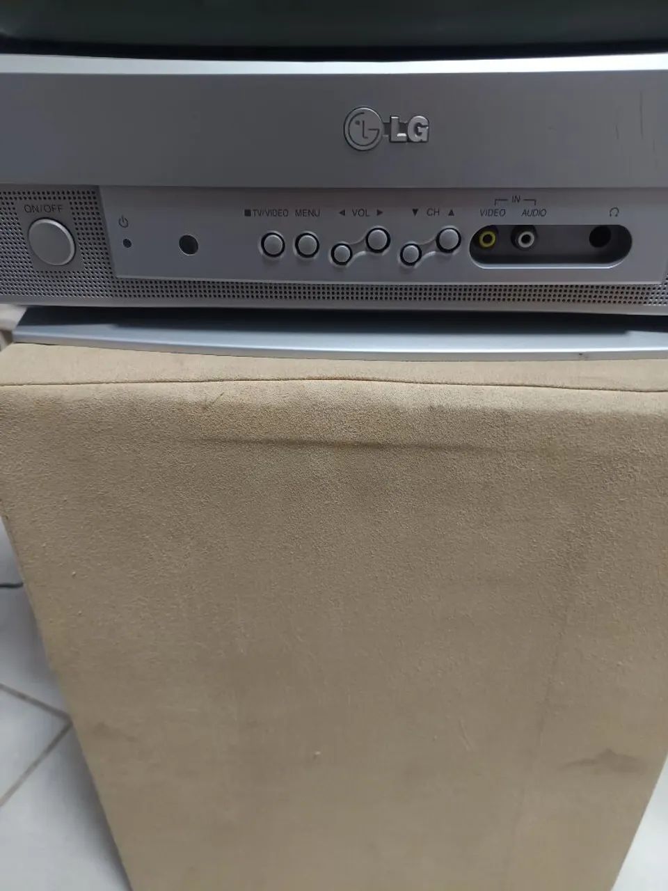 Tv de tubo LG 14  - Foto 3