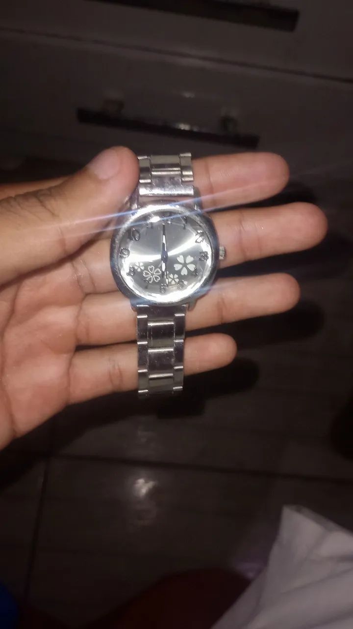 Relógio feminino 