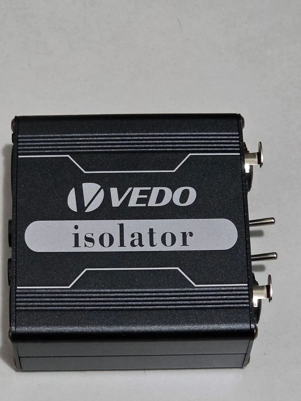 Vedo Isolador de Ruído