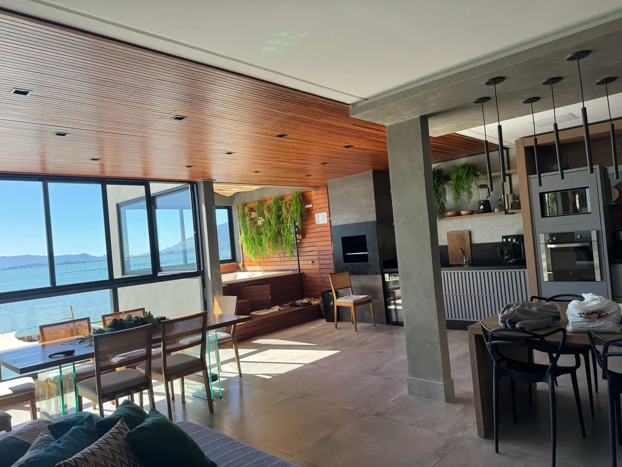 Belíssima casa pé na areia  . - Foto 5