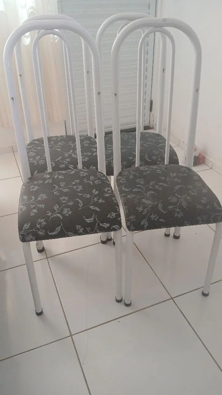 Mesa em mármore 6 cadeiras  - Foto 2