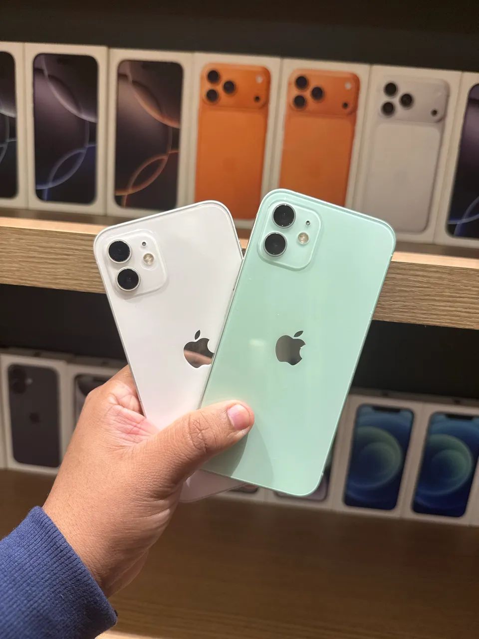 NOVIDADE IPHONE 12 64GB - Foto 2