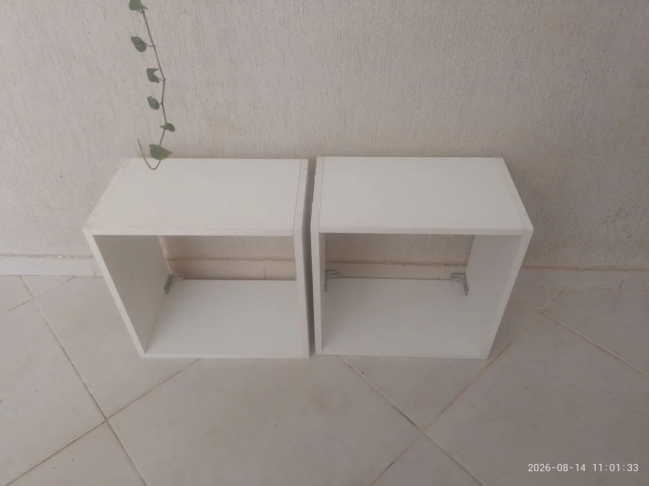 Nichos de parede em MDF, ótimo estado 