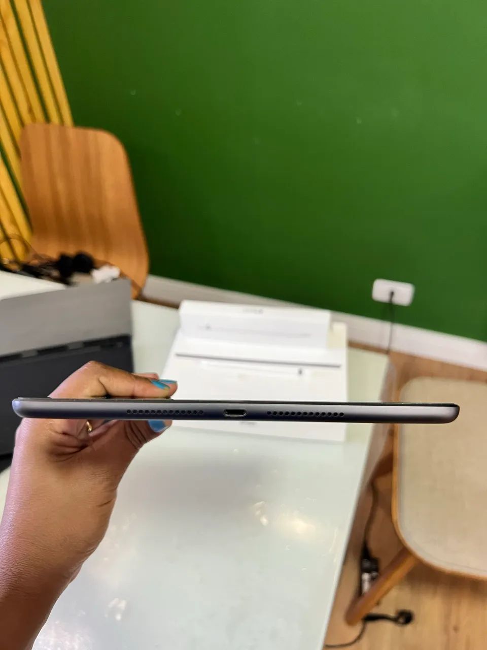 iPad 9 Wi-Fi Space Gray - 64GB (completo) + Apple Pencil - Tablets