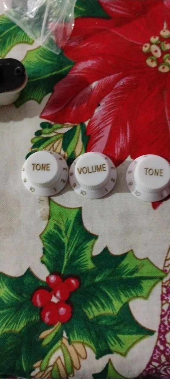 Captador Singles Coil Da Ponte + 3 Knobs de tone e volume - Foto 3