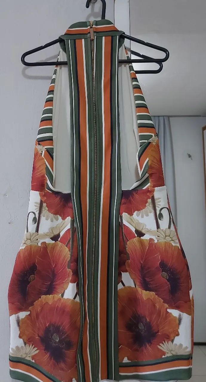 Vestido lança perfume - Foto 4