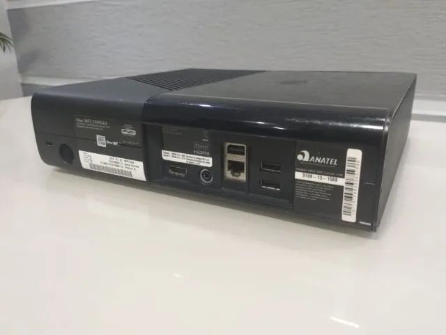 Console Xbox 360 com 2 Controles - Completo e Funcionando - Foto 5