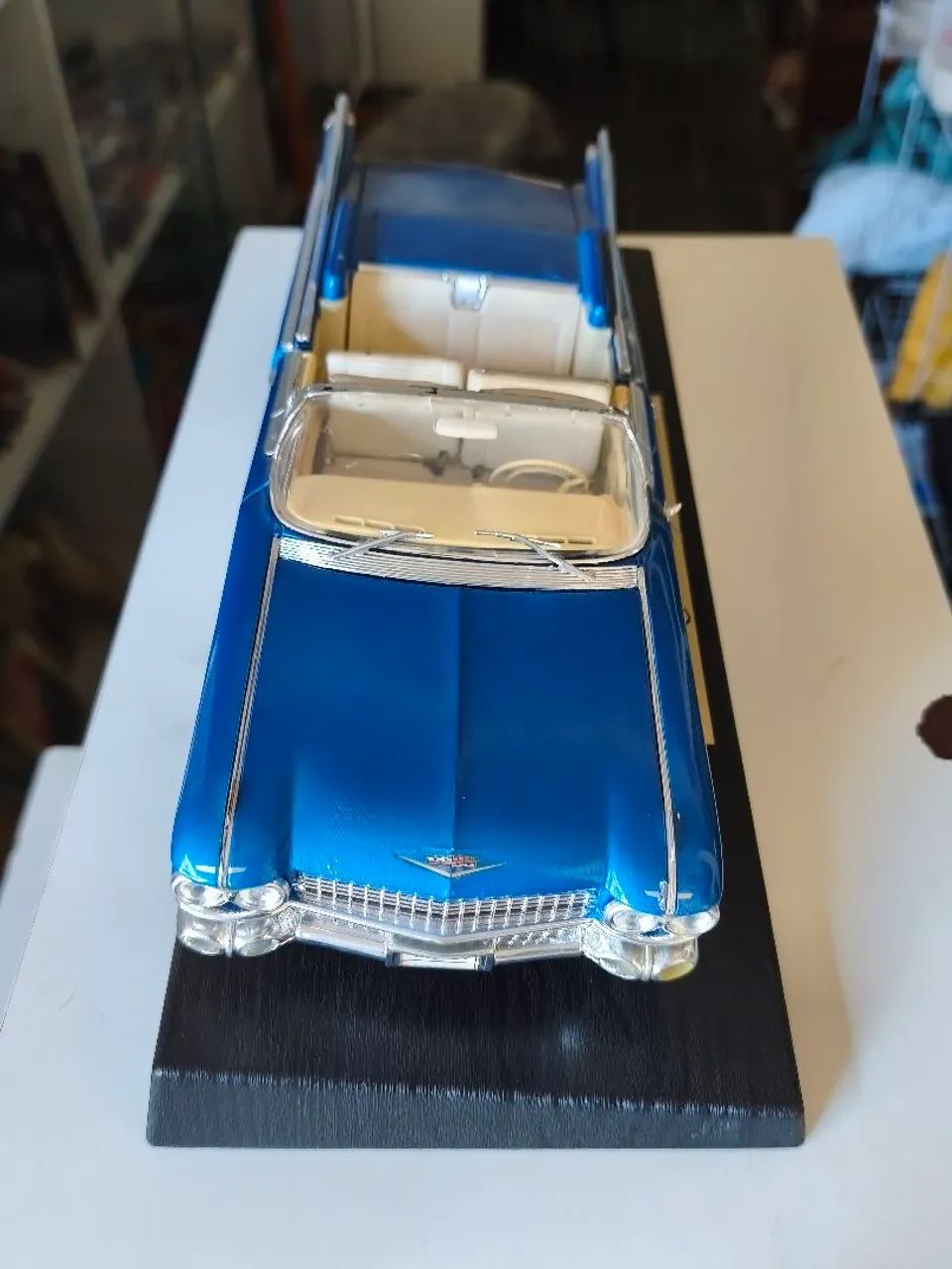 Carrinho miniatura Cadillac Eldorado 1959 1:18 - Foto 5