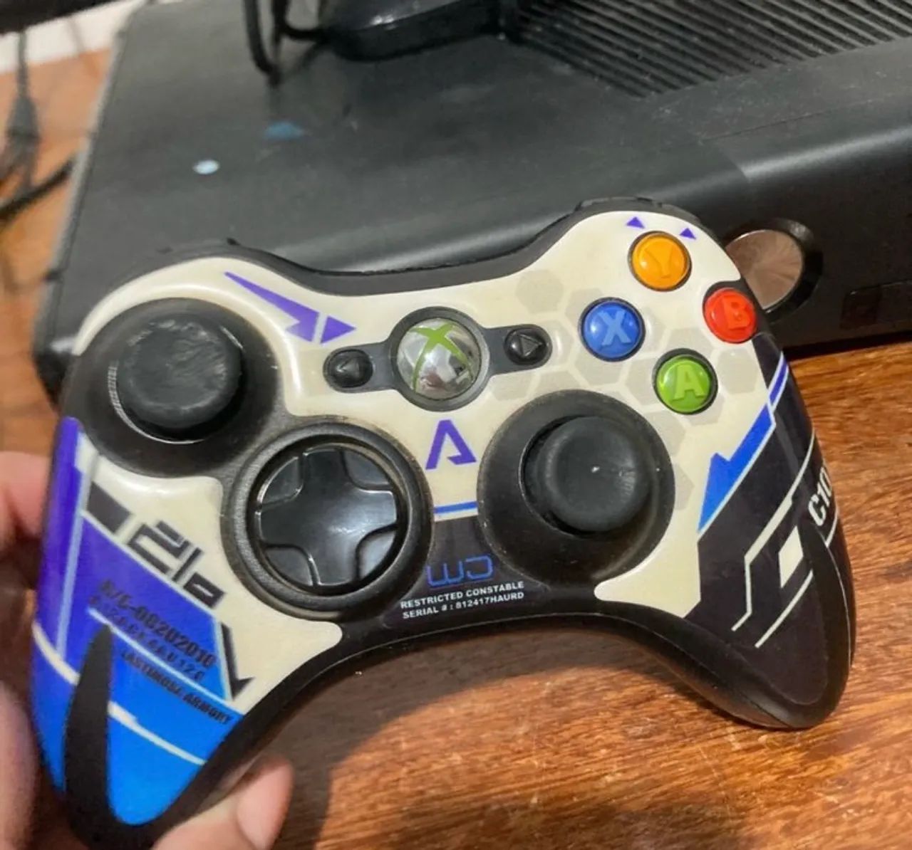 Xbox 360 ( com controle e kinect)
