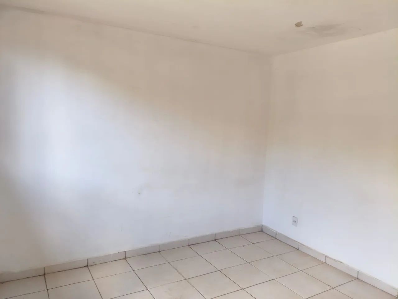 Aluga-se são 2 kitnet  - Foto 2