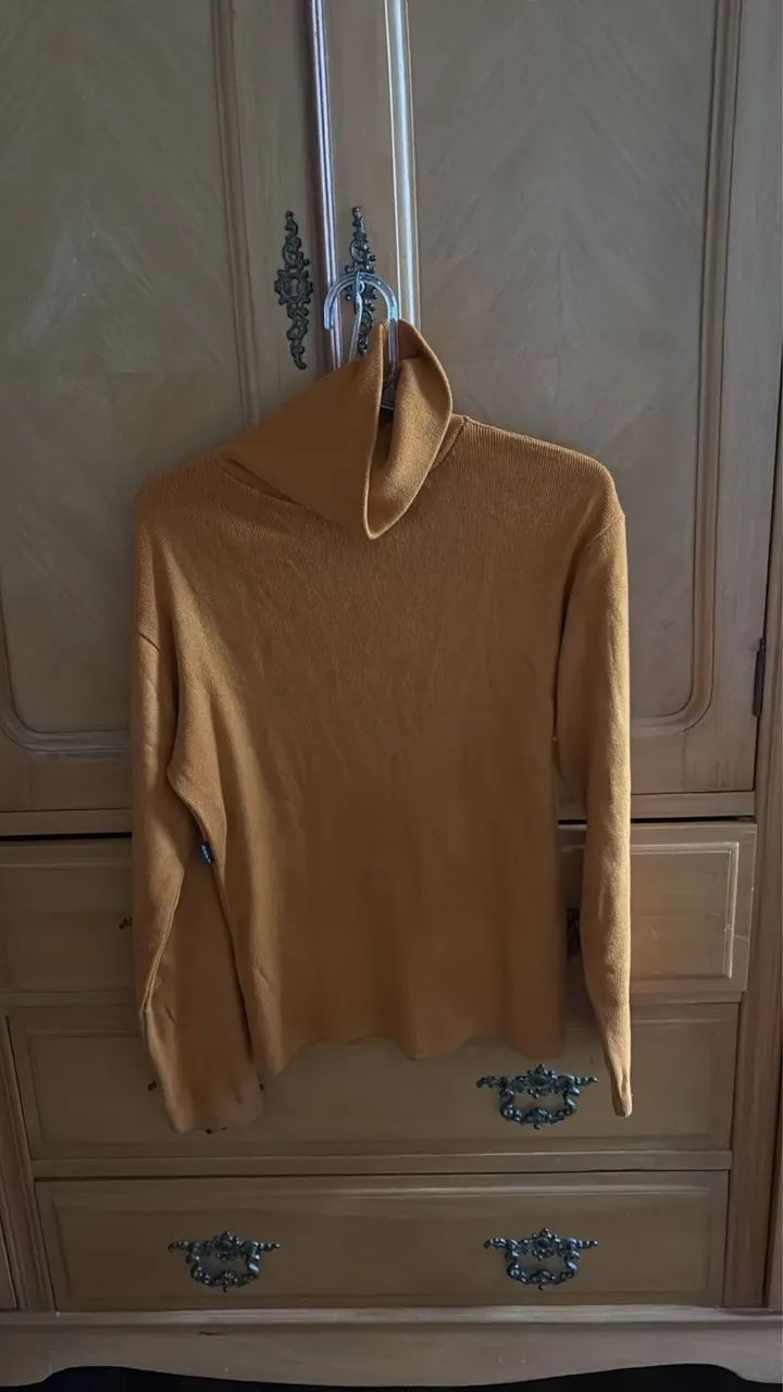 Blusa comprida de gol alta  - Foto 2