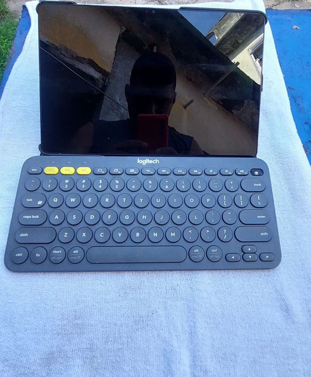 Samsung Galaxy A9+ com teclado e capa incluso 