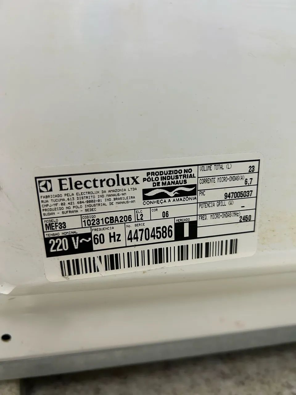 Vendo microondas Electrolux 23 litros - Foto 3
