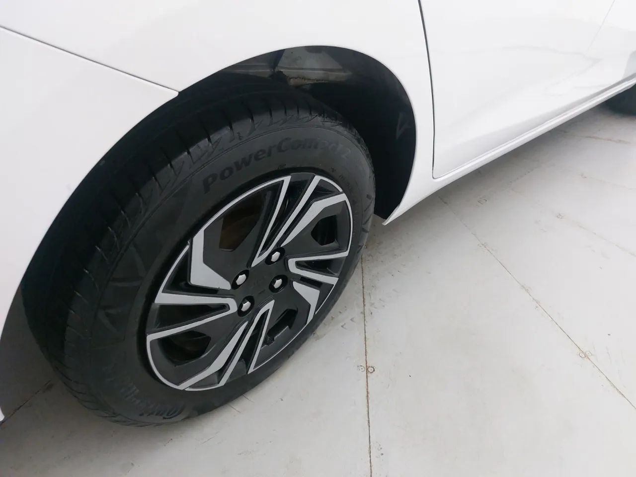 Chevrolet Onix Plus LT 1.0 12V Flex Mec. 4P, foto 14 de 18