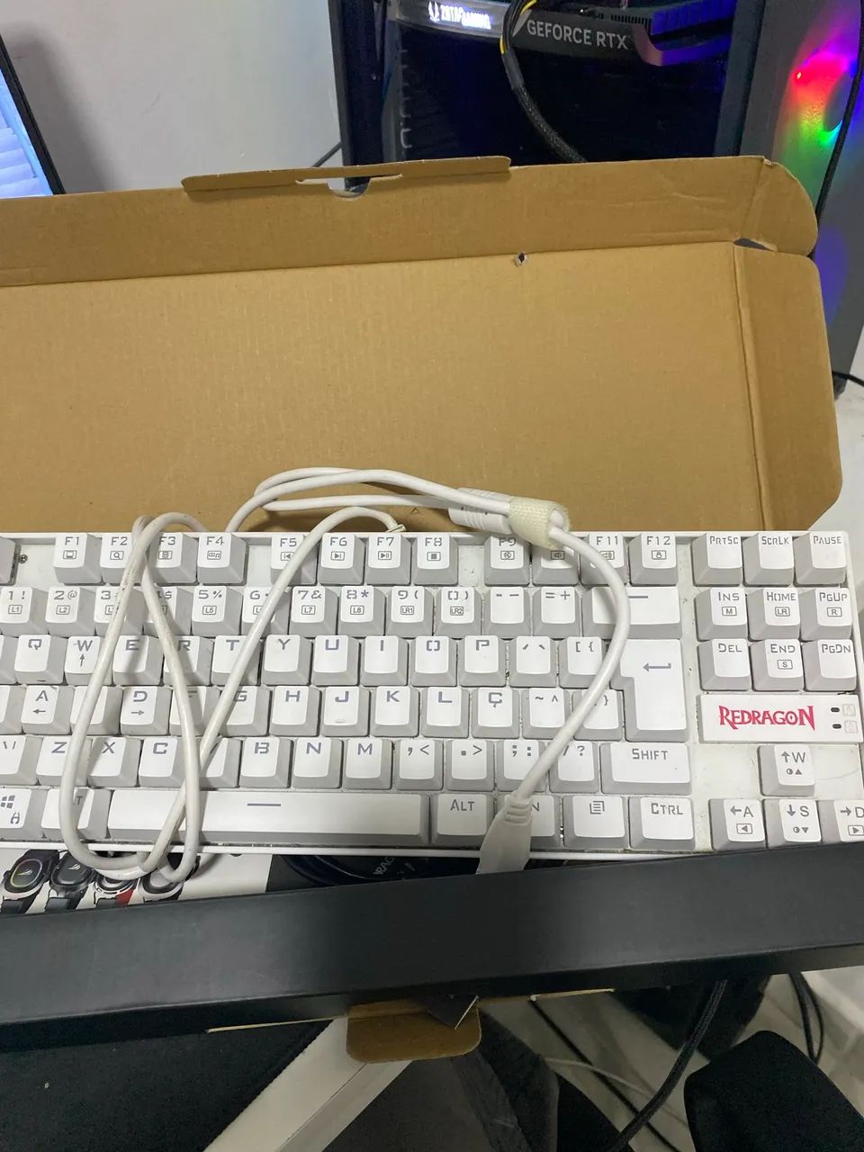 Vendo 2 teclados gamer  - Foto 5