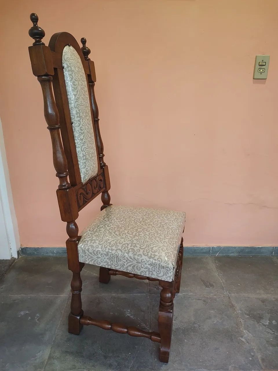 Cadeiras de madeira maciça estilo colonial  - Foto 3
