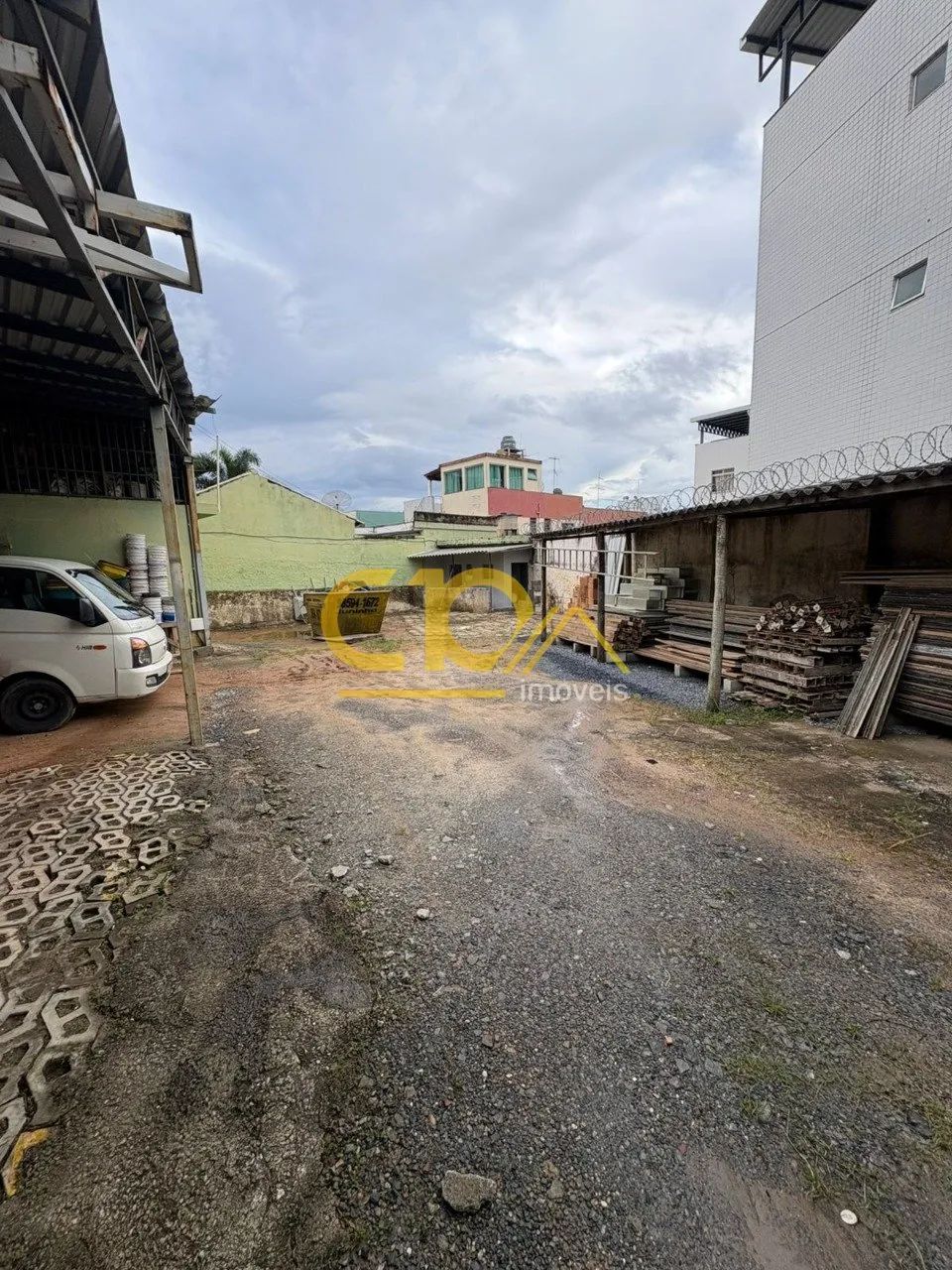 Lote/Galpão, bairro Dona Clara - Foto 4