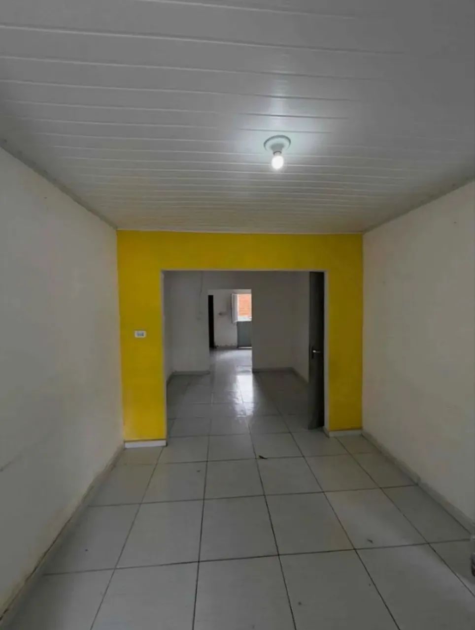 Casa à Venda 2 Quartos 1 Banheiro - Foto 2