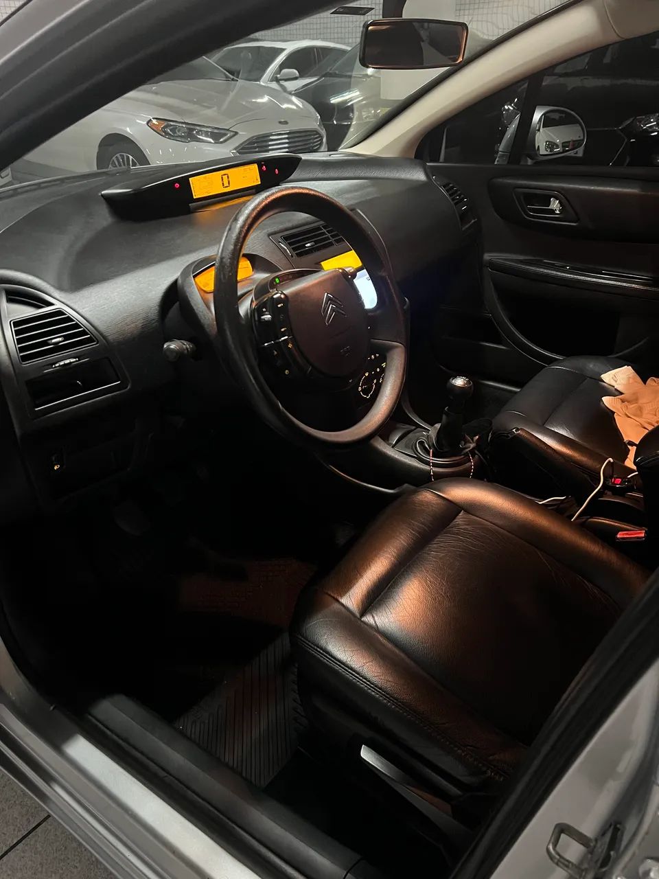 Citroen C4 GLX 1.6 Flex 16V 5P Mec. 2010 - Foto 5