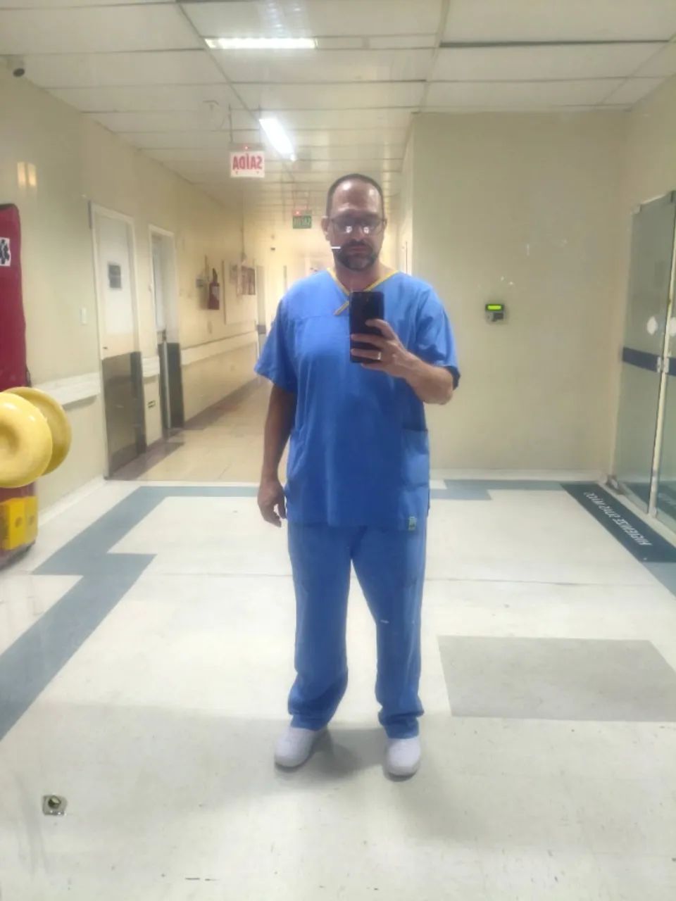 Cuidador de pacientes e idosos - Foto 2