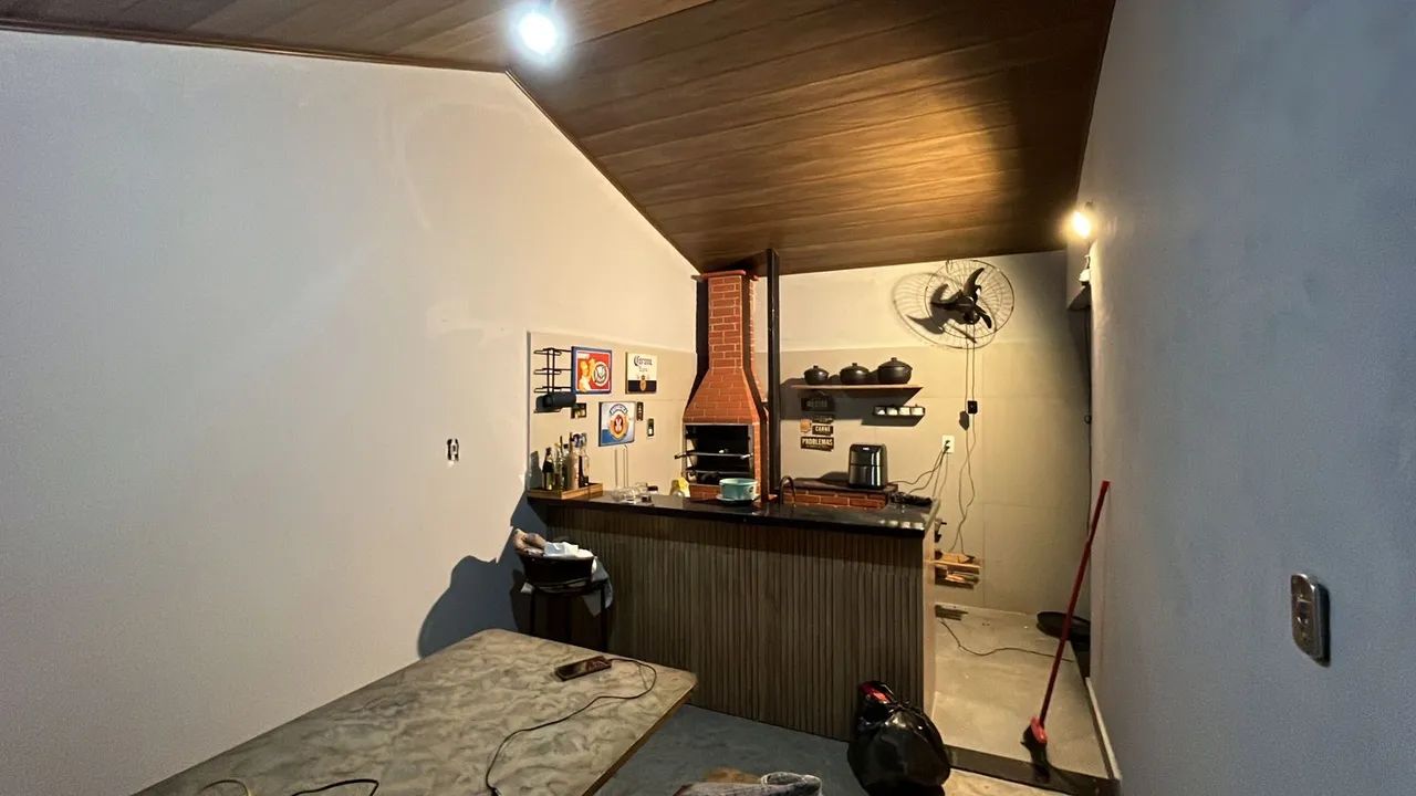 Vendo Casa Com salão para ponto comercial  - Foto 4