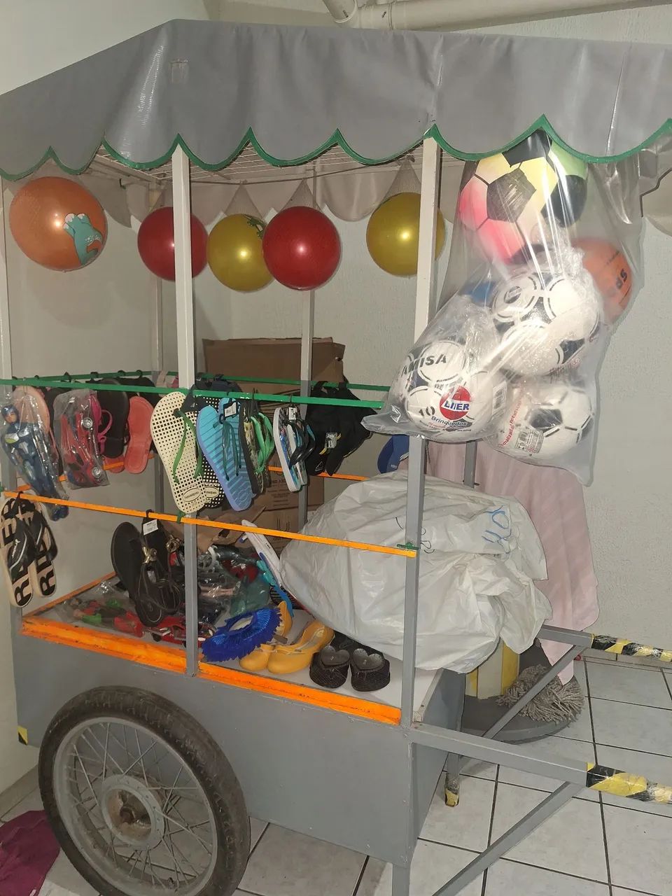 Carrinho para vendas diversas. - Foto 2
