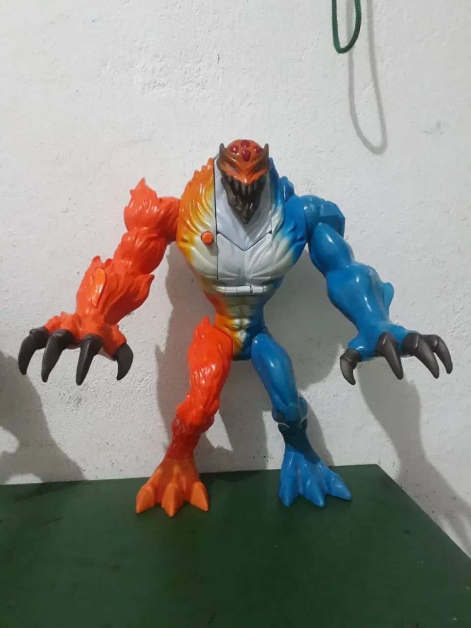 São os 4 Bonecos Max Steel usados - Foto 2