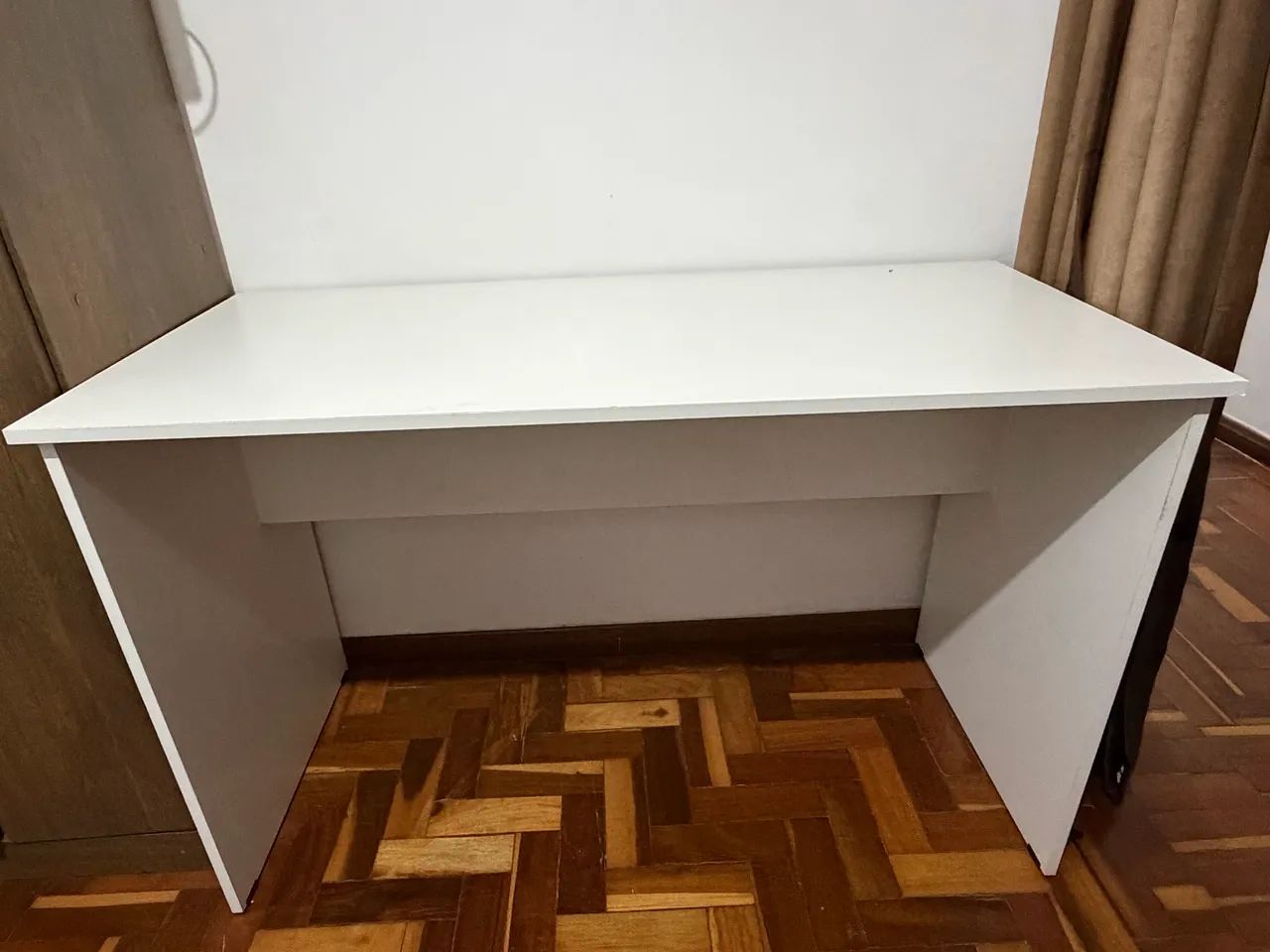 Mesa de escritório branca  - Foto 3