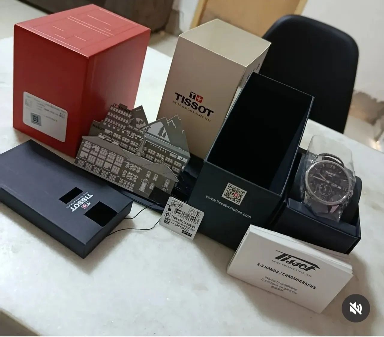TISSOT LE LOCLE AUTOMÁTICO PETITE SECONDE - FULL SET