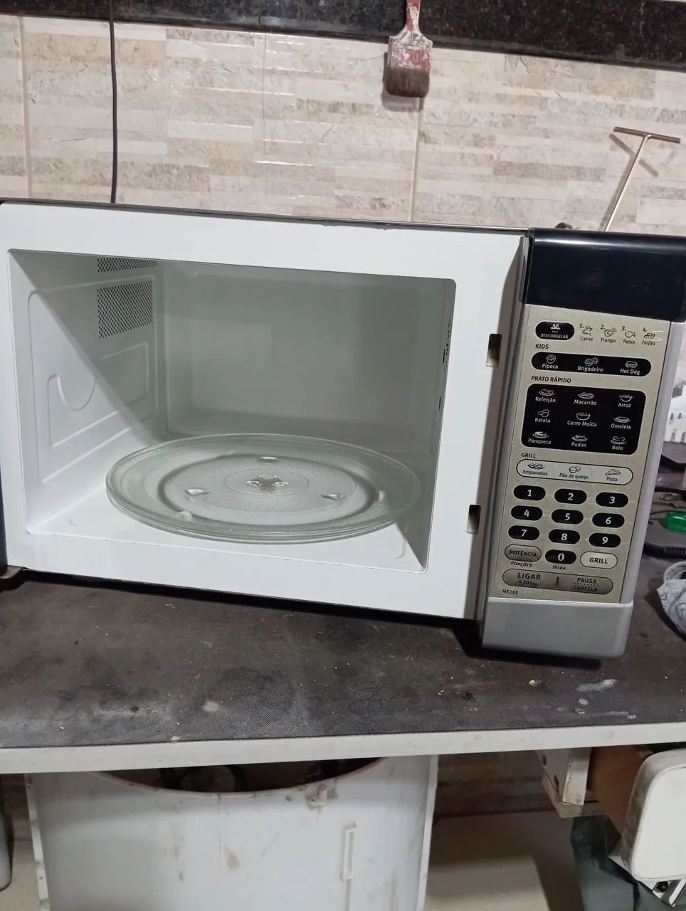 Microondas Electrolux 28L com GRILL  - Foto 2