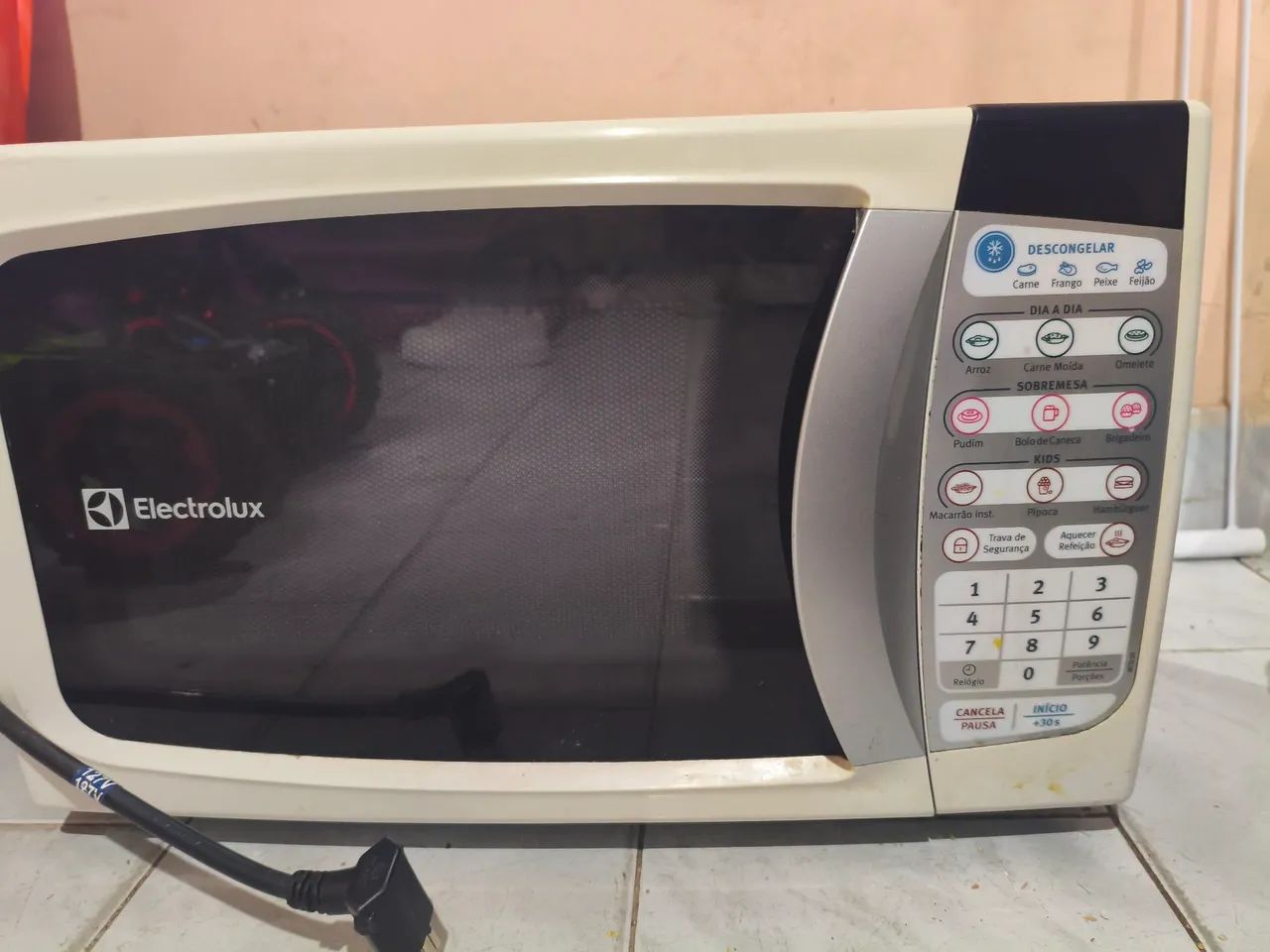 Microondas Eletrolux 20L