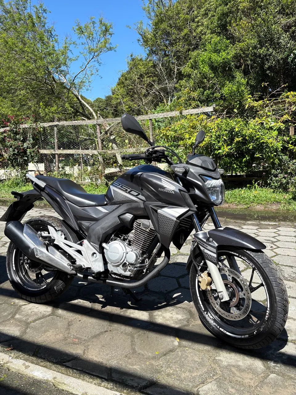 CB TWISTTER 250 - 2022 - Foto 3