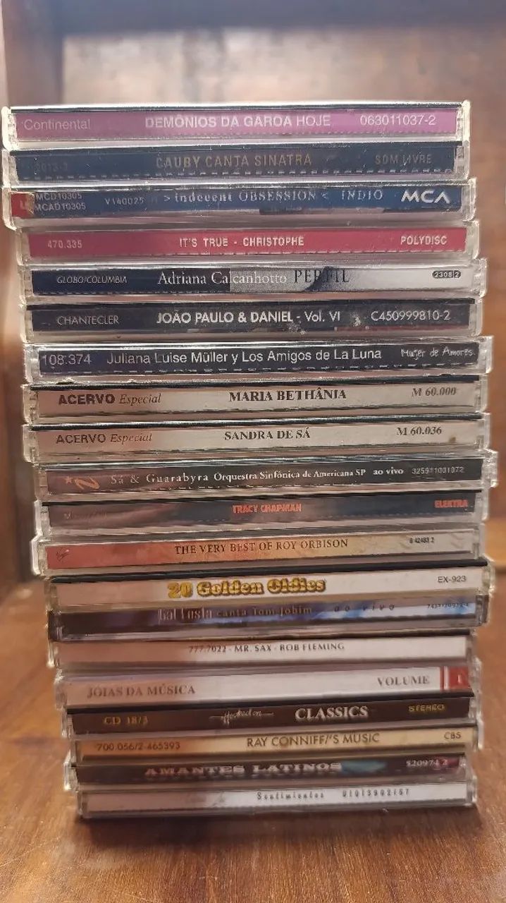 Lote com 42 CDs originais usado - Foto 3