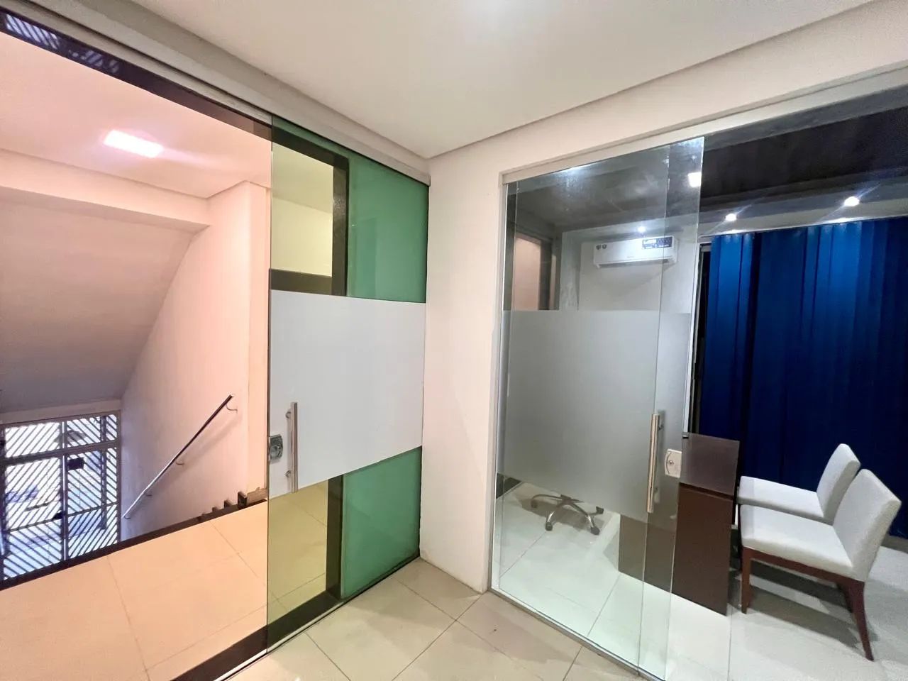 ALUGA -  COMERCIAL OU RESIDENCIAL NO MARCO - Foto 2