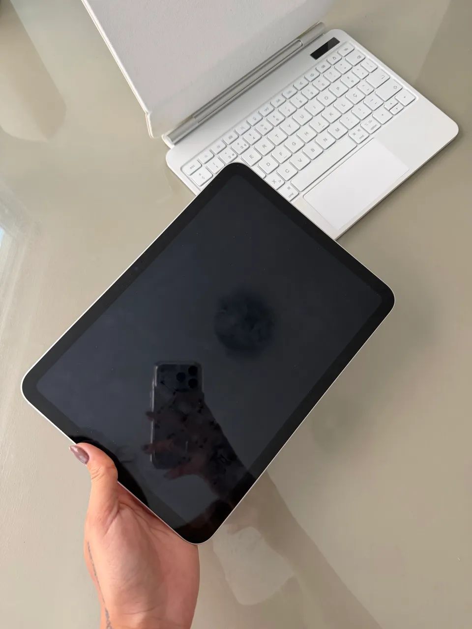 iPad 11 A16