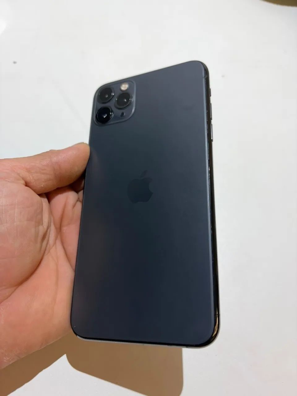 Vendo IPhone 11 Pro Max  - Foto 2