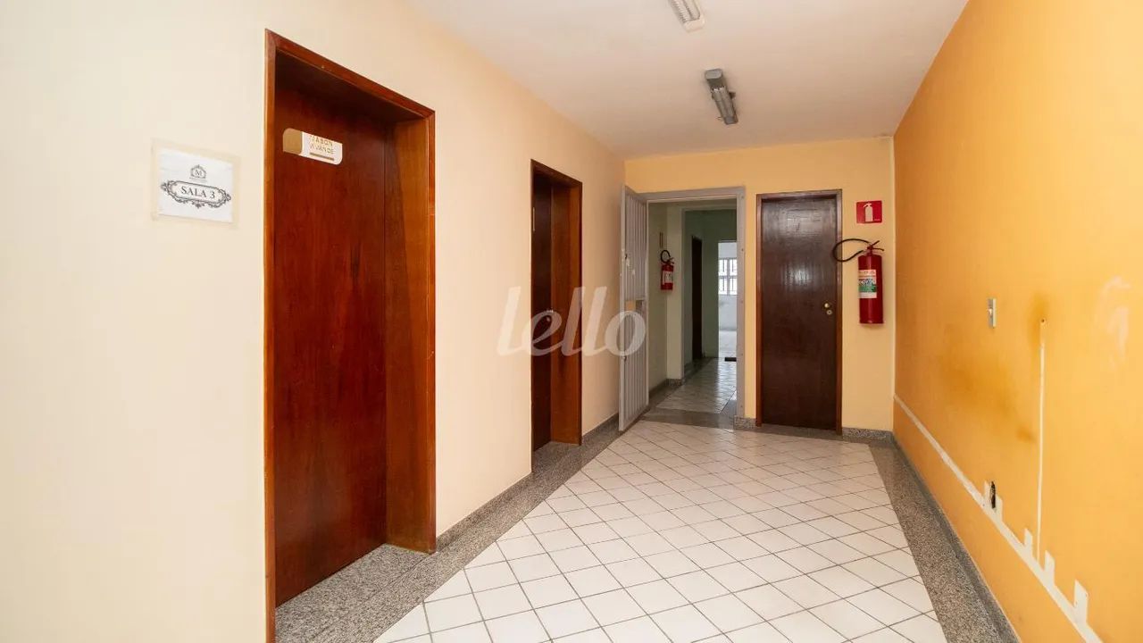 Comercial para alugar no(a) Centro - Foto 4