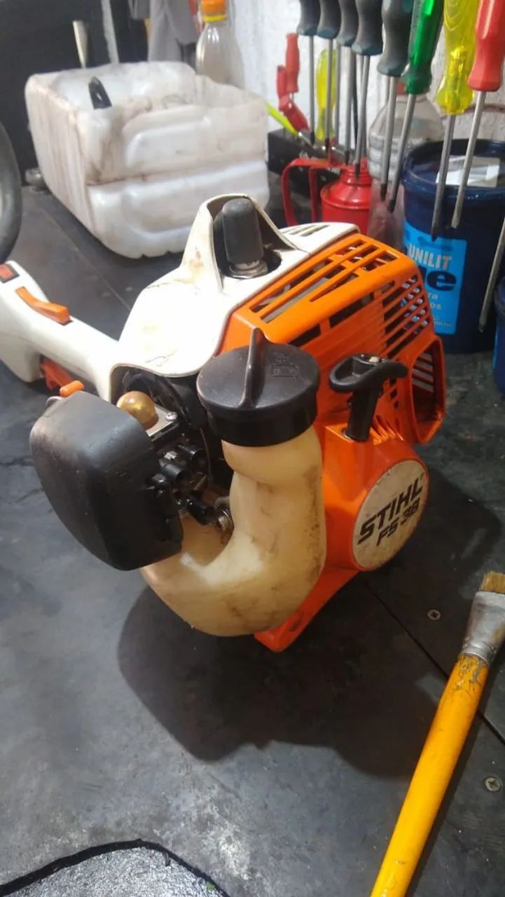 Roçadeira fs55 sthil funcionando