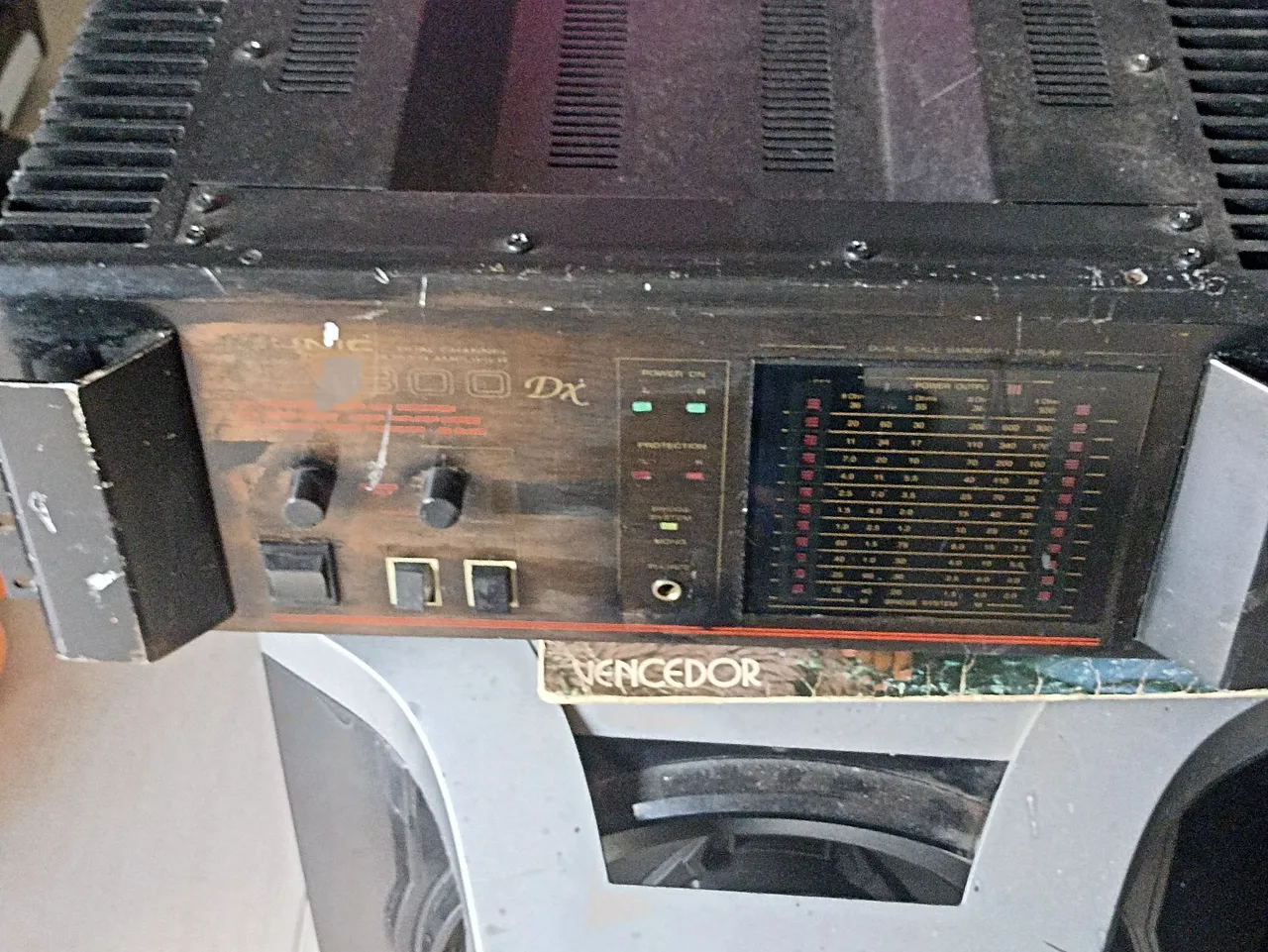 CDJ 400 Pioneer e Vmx 200 no case, bem conservadas, 90% de uso em