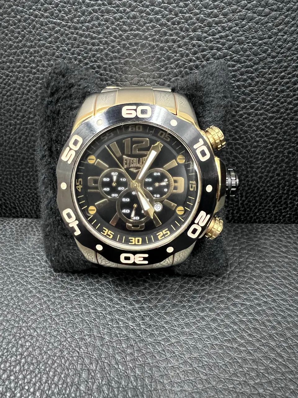 Relógio de pulso dourado Everlast