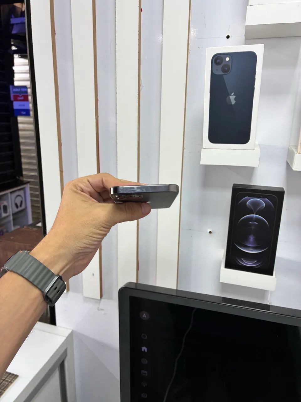 IPhone 12 Pro - 128GB  - Foto 5